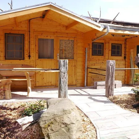 Landhaeuschen Sperlingslust ロッジ ラインスベルク