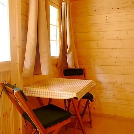 Lodge Landhaeuschen Sperlingslust *